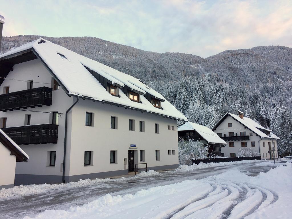 Apartmaji In Sobe Tina Hotel Kranjska Gora Exterior photo